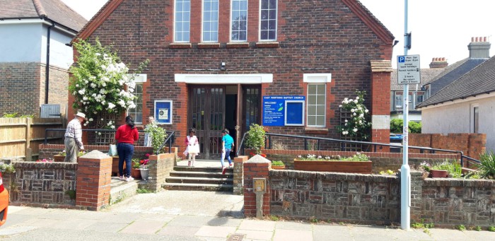 East Worthing Baptist Church Find us